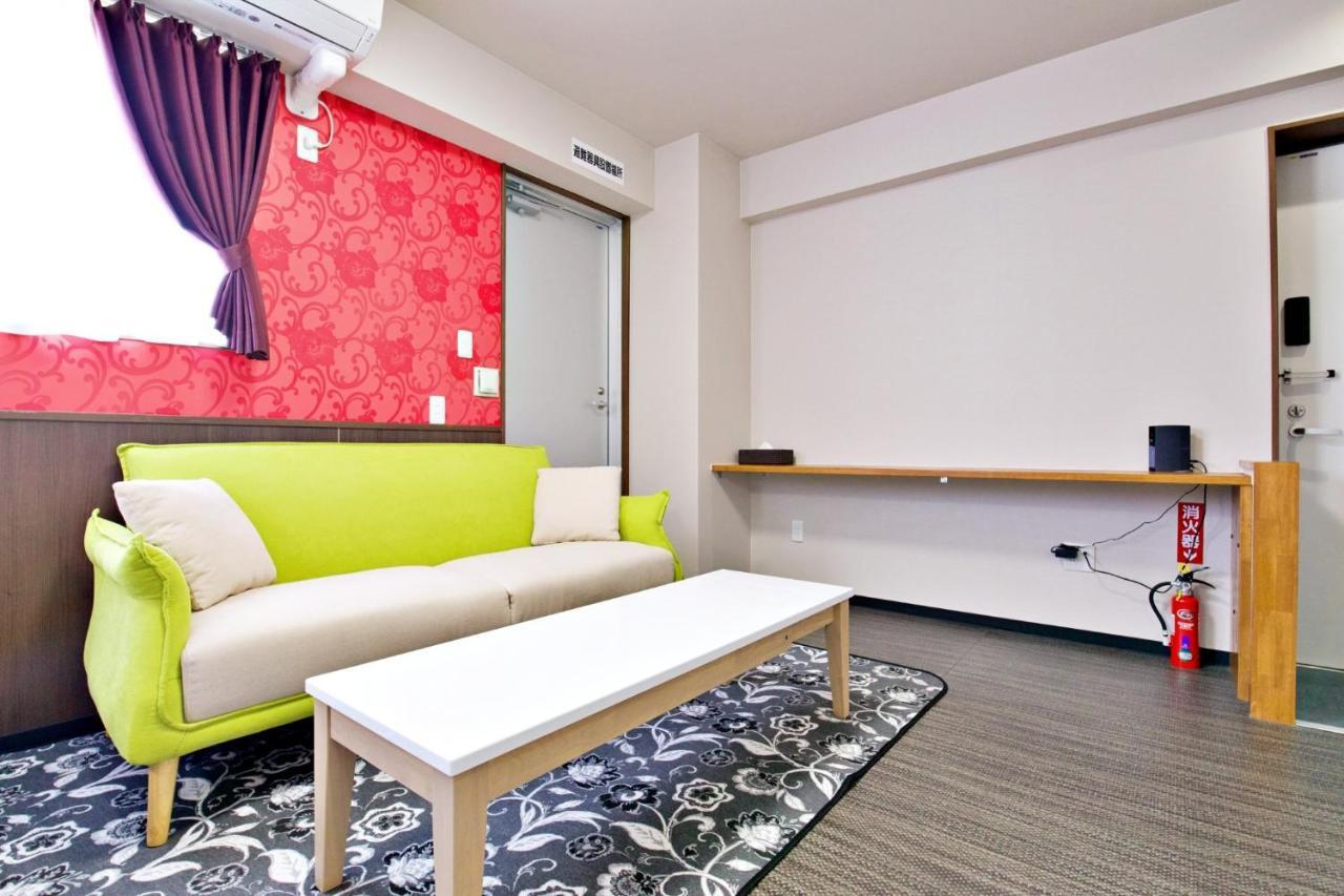 Tommy Condominium Wakasa 501 Наха Екстер'єр фото